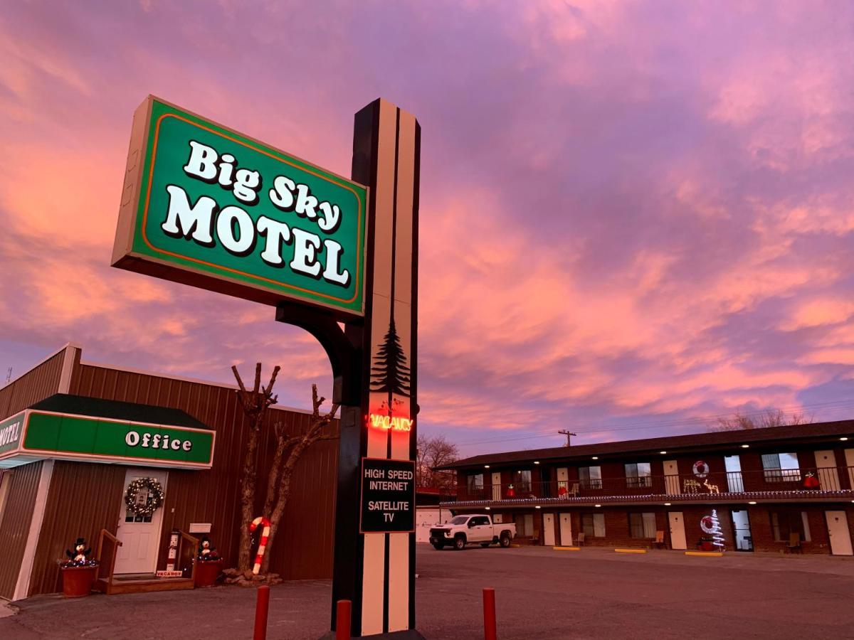 Big Sky Motel Roundup Kültér fotó