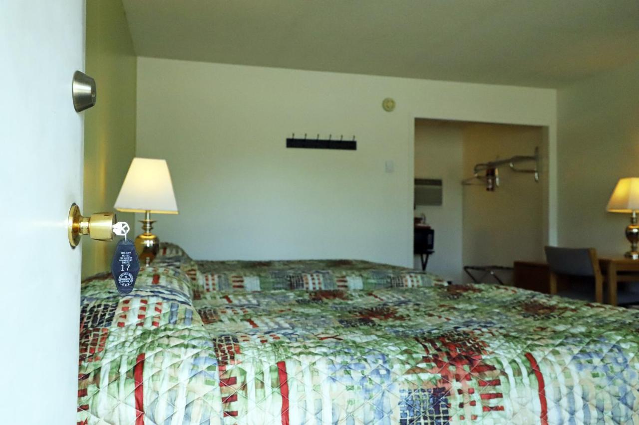 Big Sky Motel Roundup Kültér fotó